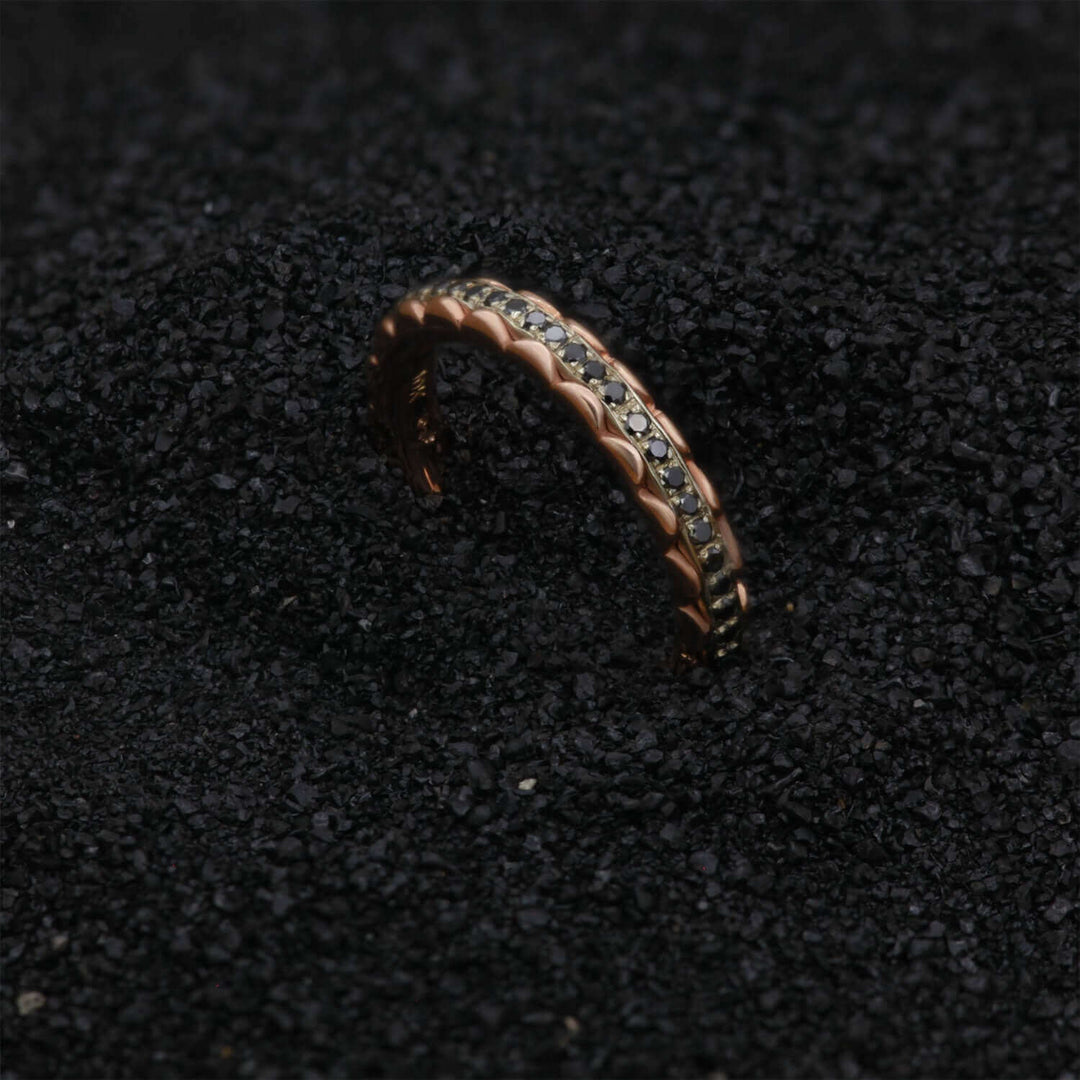 Black Lily - Janine de Dorigny jewellery