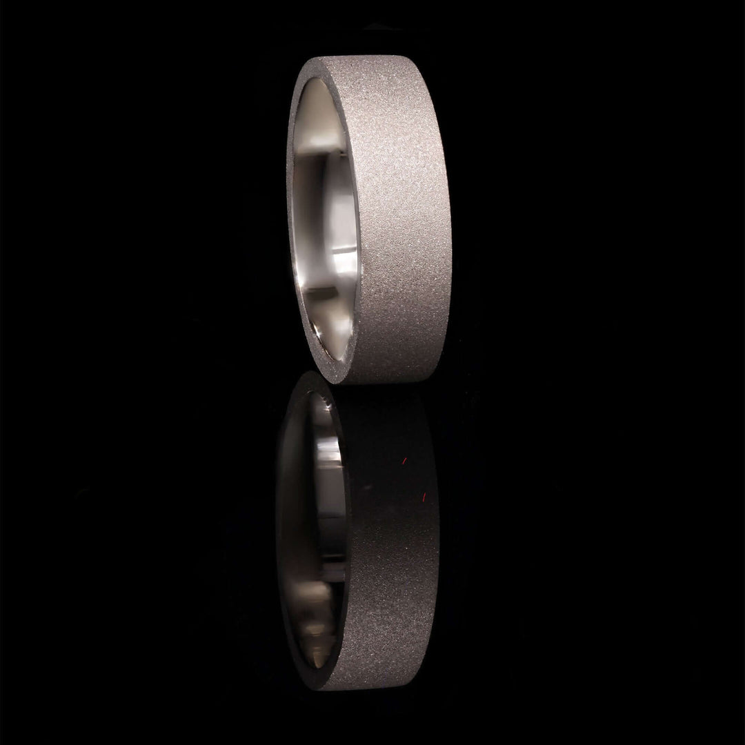 Recycled gold band- Stardust002 - Janine de Dorigny jewellery